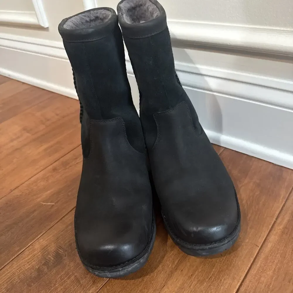Men’s UGG Foerster Boots Waterproof Black Leather Size 12 shearling